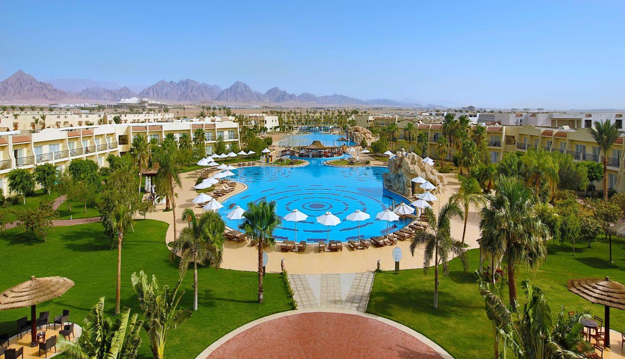 Doubletree By Hilton Sharks Bay Resort Sharm El Sheikk Exterior foto